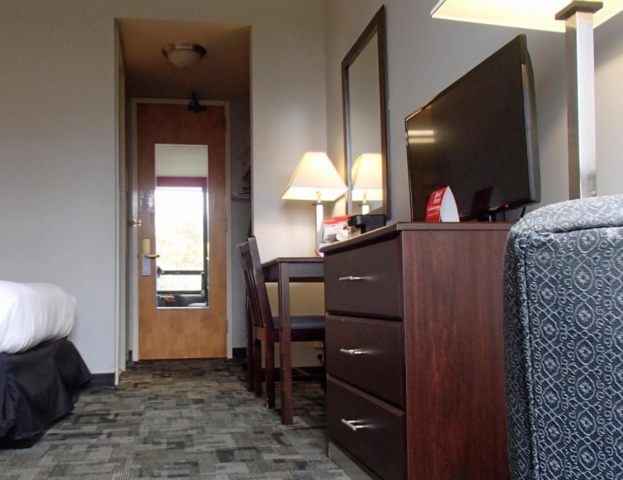 Rutgers University Inn And Conference Center Ню Брънзуик Екстериор снимка