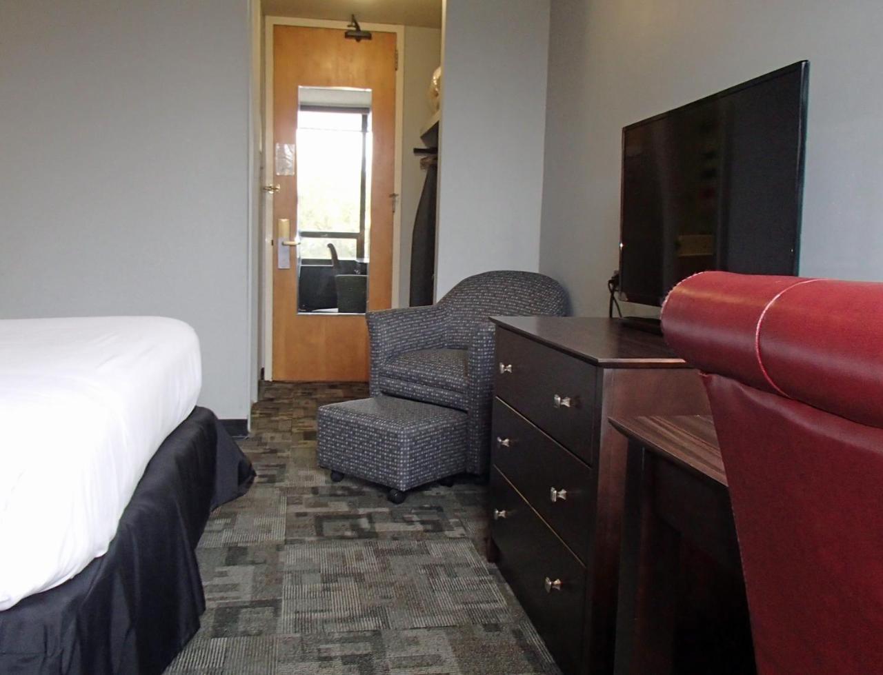 Rutgers University Inn And Conference Center Ню Брънзуик Екстериор снимка